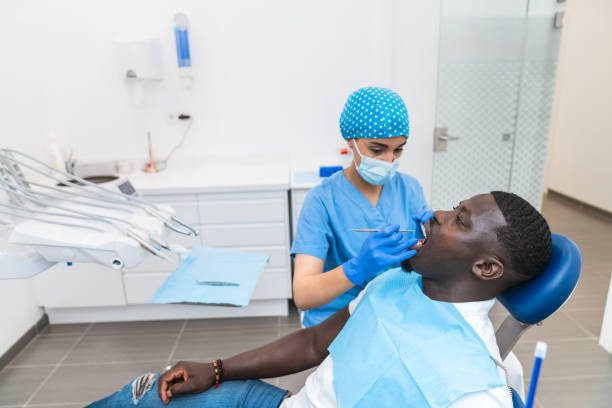 Best Emergency Root Canal Treatment in Savoy, IL